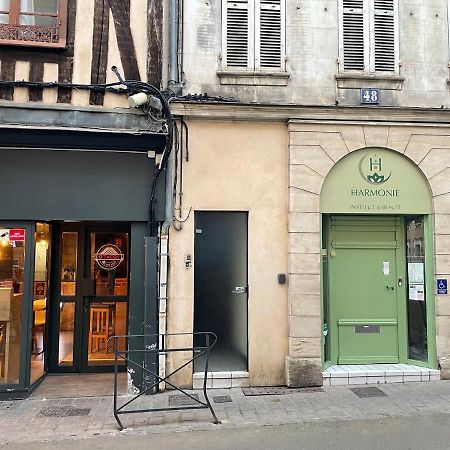 Appartement complet hyper centre Auxerre Eksteriør bilde