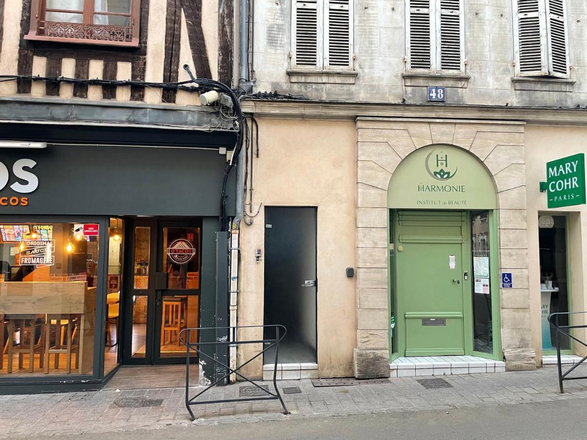 Appartement complet hyper centre Auxerre Eksteriør bilde